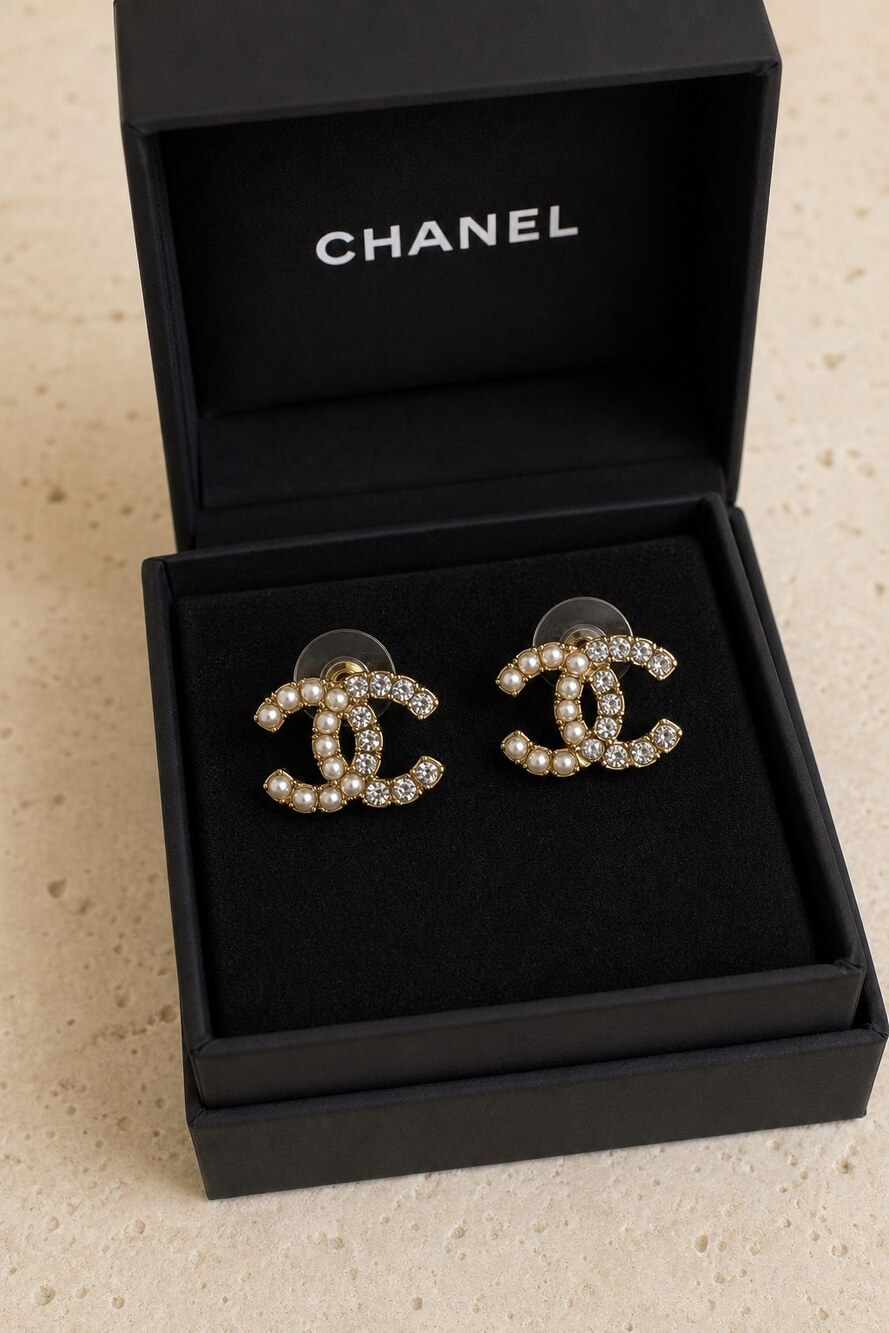 CHANEL Classic Parisian Earrings Style 21 | New with Box - Picture 4 of 9
